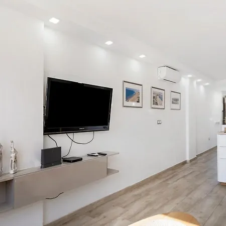 Molinos 202 Apartment *